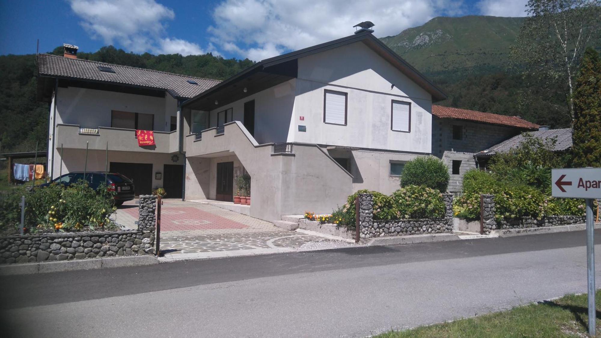 Apartment Losc - Podbela Breginj ภายนอก รูปภาพ